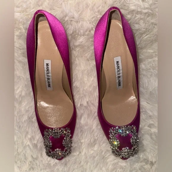 NEW MANOLO BLAHNIK Hangisi 90 crystal-embellished satin Purple pumps sz 35.5 - Picture 12 of 14